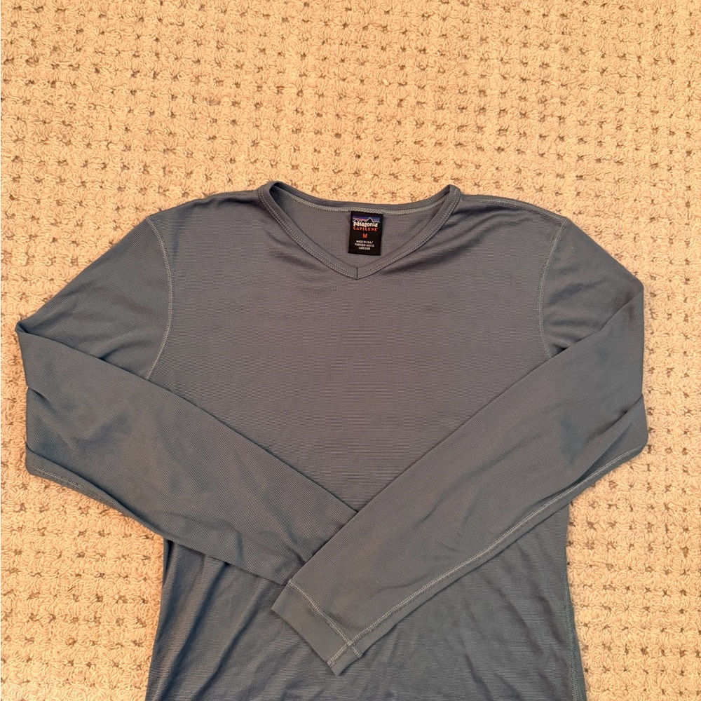 Patagonia Women's Blue Long Sleeve Tee